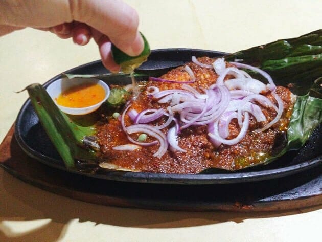 Cá đuối sambal ở Chan BBQ | Tripzone