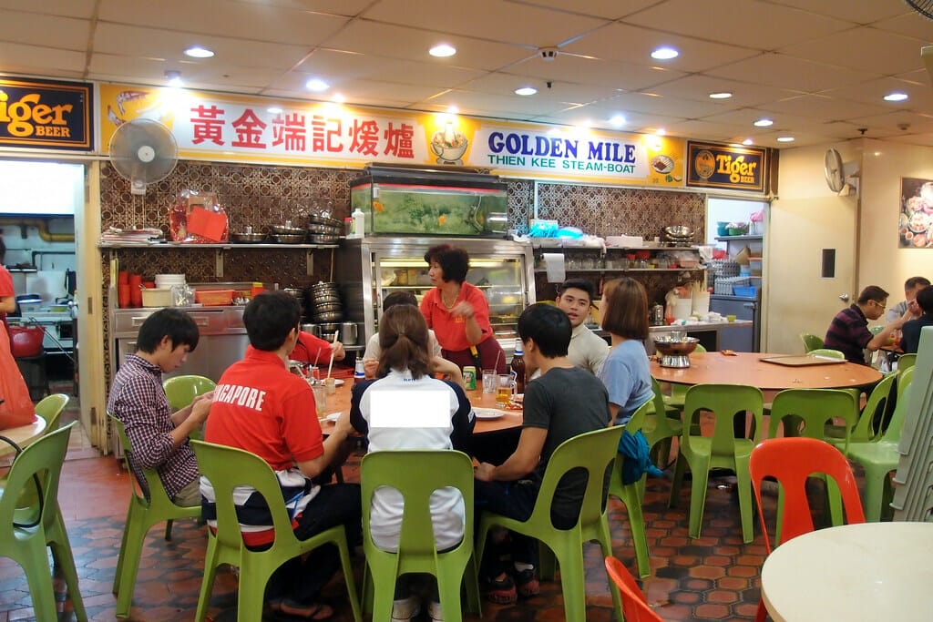 Golden Mile Thien Kee Steamboat - Traditional Hainanese Chicken Rice and Steamboat