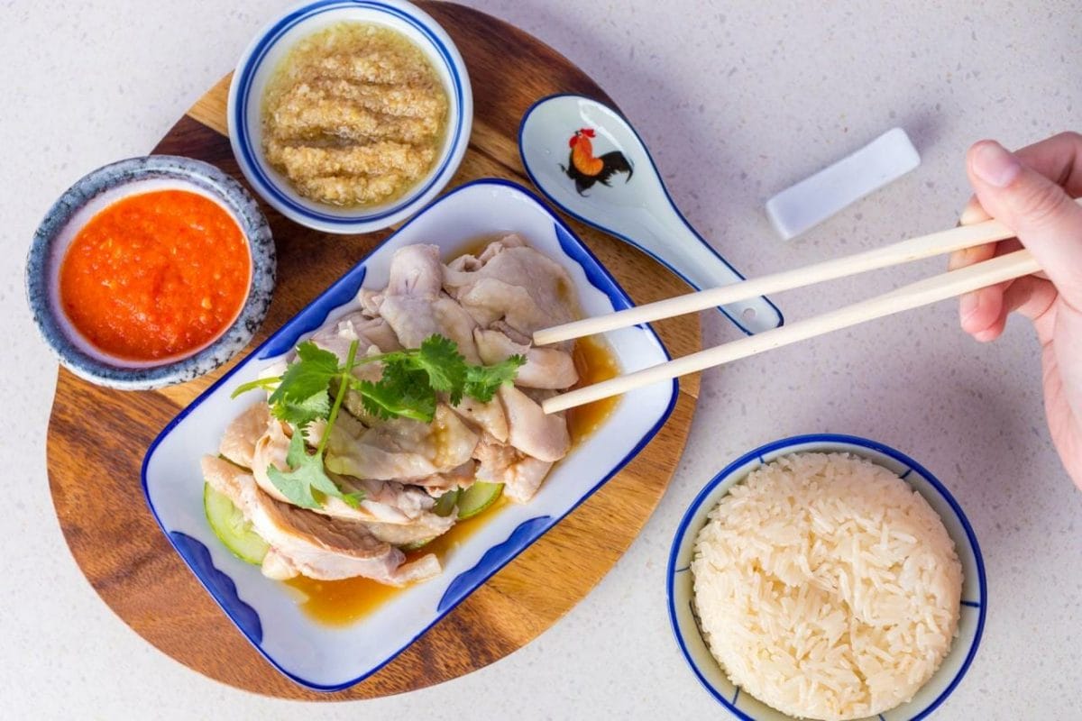 Hainanese Chicken Rice: A Tasty Chicken Dish for Your Family Dinner