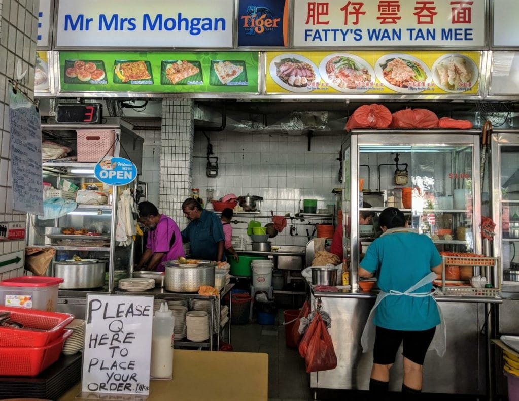 Mr and Mrs Mohgan's Super Crispy Roti Prata | Restaurants in Geylang,  Singapore
