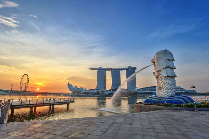 Singapore On Budget: 6 Easy Tips To Travel To Merlion's Land In 2022