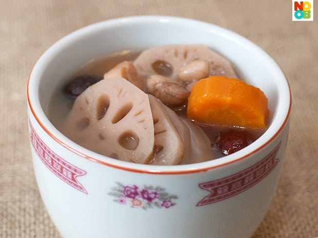 Lotus Root Soup with Peanuts Recipe 莲藕汤